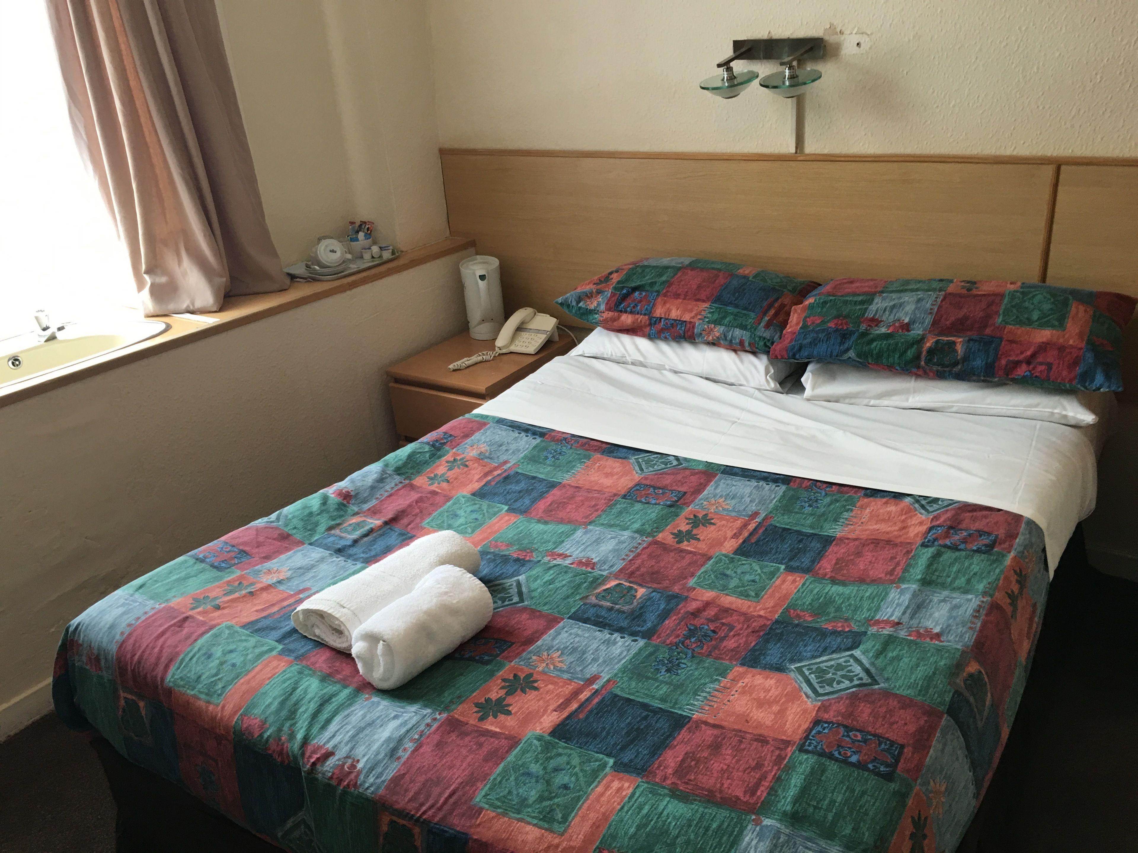 Smiths Hotel — Photos 1